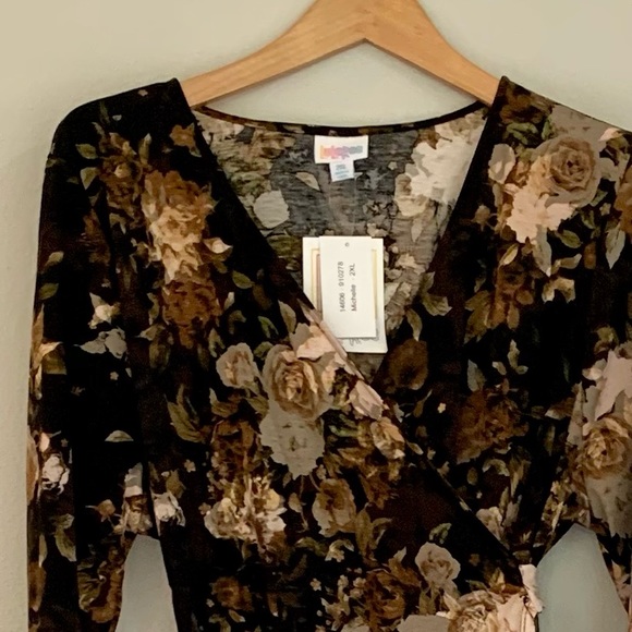 NWT Lularoe Michelle black floral wrap tie dress 2XL - Picture 5 of 6